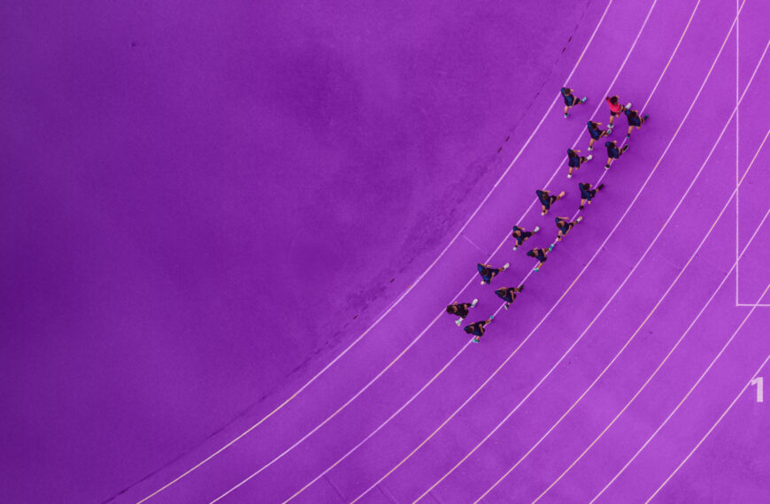 Who Protects Us from AI-Phishing: Humans or AI?